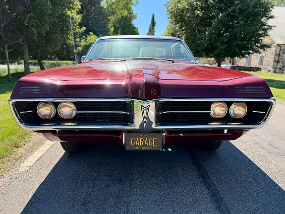 Pontiac Parisienne 12 of 25