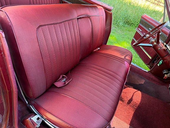 Pontiac Parisienne 22 of 25