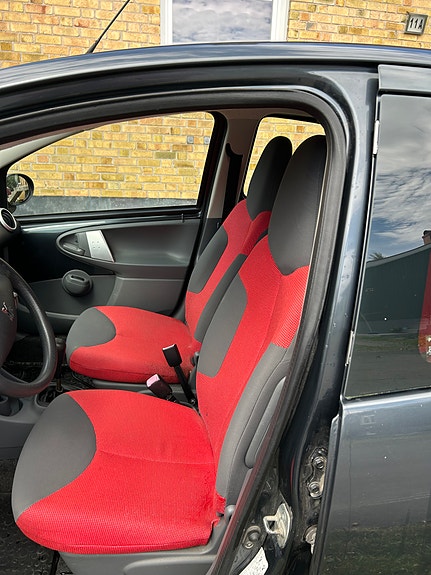 Peugeot 107 9 of 12