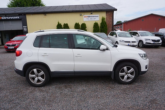 Volkswagen Tiguan 3 of 7