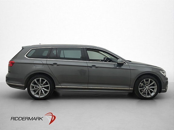 Volkswagen Passat 9 of 30