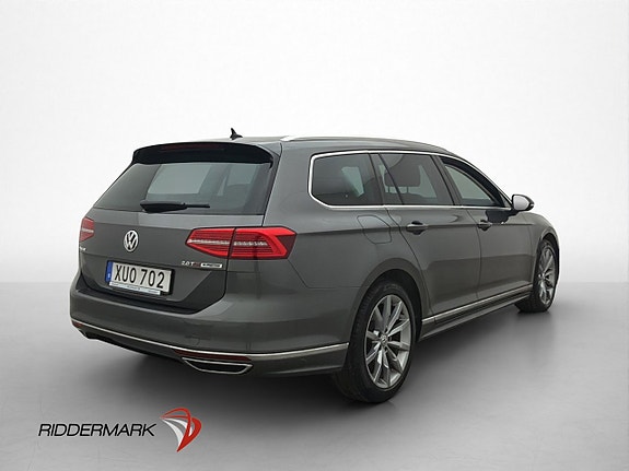 Volkswagen Passat 8 of 30