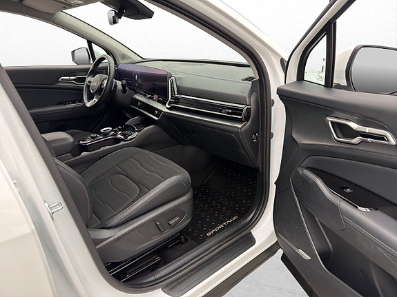 Kia Sportage 15 of 30