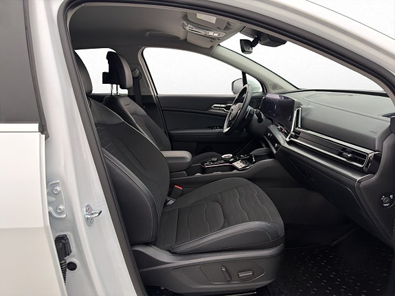 Kia Sportage 14 of 30
