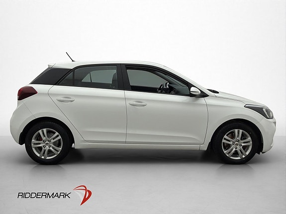 Hyundai i20 9 of 26