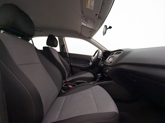 Hyundai i20 14 of 26