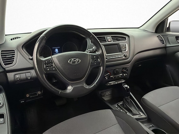 Hyundai i20 18 of 26