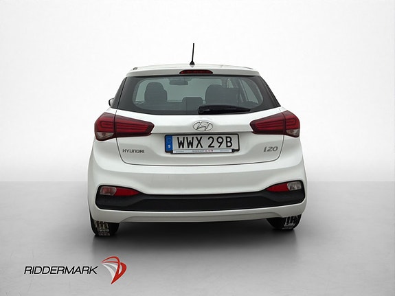 Hyundai i20 7 of 26
