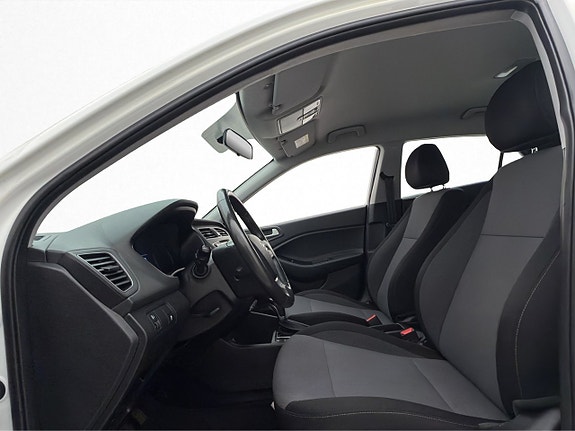 Hyundai i20 20 of 26