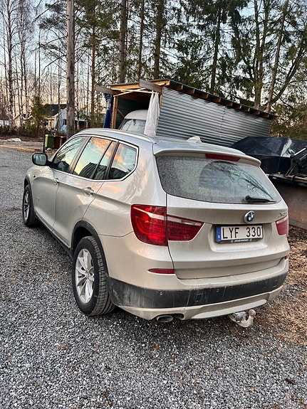 BMW X3 2 of 4