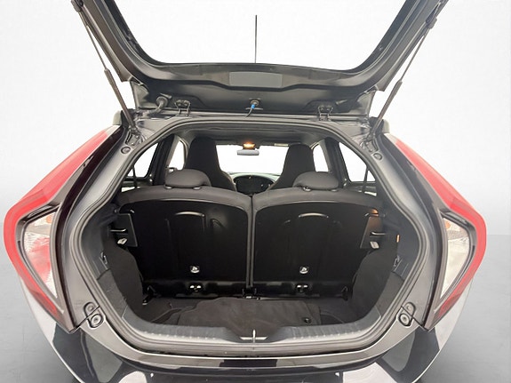 Toyota Aygo X 16 of 30