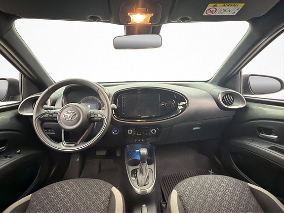 Toyota Aygo X 18 of 30