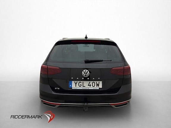 Volkswagen Passat 7 of 30