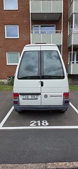 Volkswagen Transporter 2 of 5