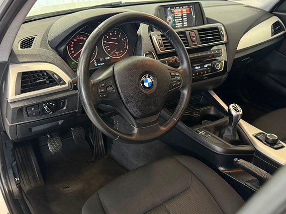 BMW 118i 7 of 27