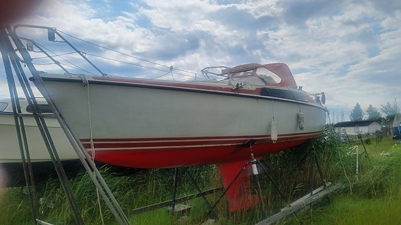 Maxi 77 — View photo 1