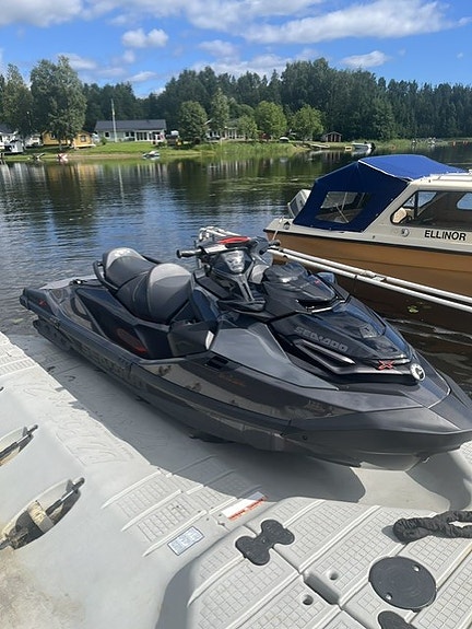 Sea-Doo RXT-X rs  300 2 of 6
