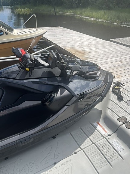 Sea-Doo RXT-X rs  300 4 of 6