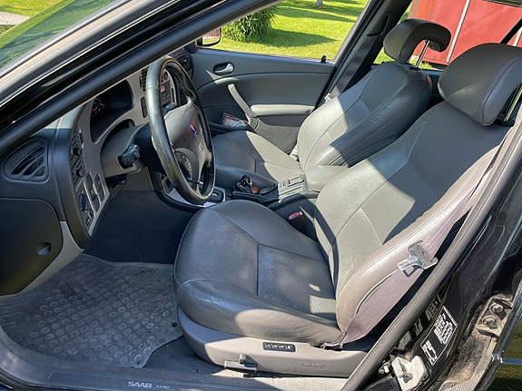 Saab 9-5 5 of 5