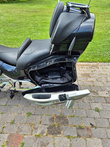 BMW K 1200 LT 7 of 8