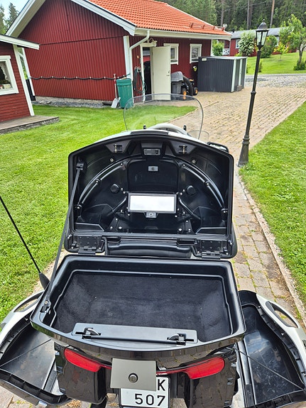 BMW K 1200 LT 8 of 8