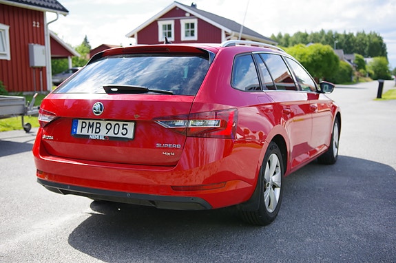 Skoda Superb 7 of 17