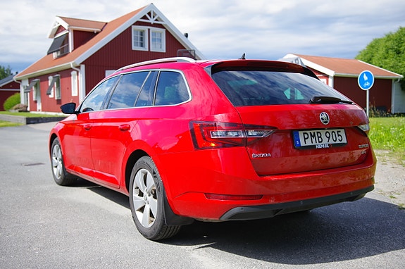 Skoda Superb 5 of 5