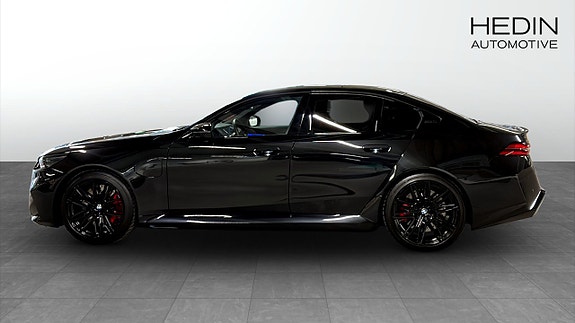 BMW M5 6 of 9