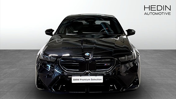 BMW M5 8 of 9