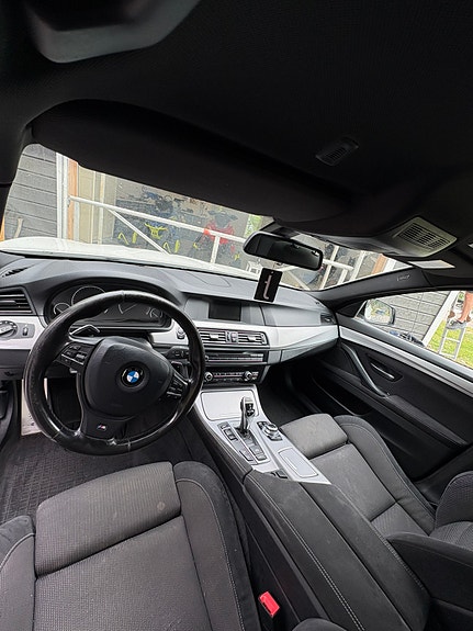 BMW 525d 6 of 6