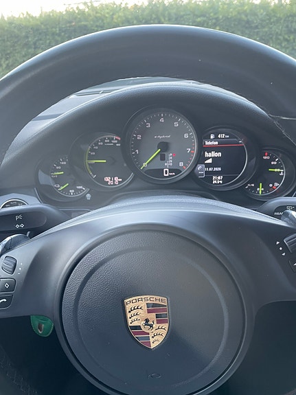 Porsche Panamera S 11 of 13