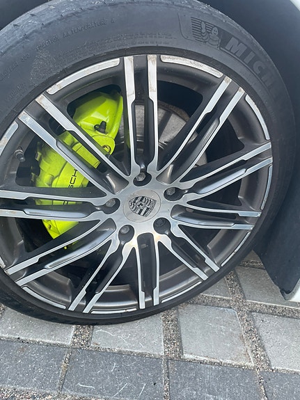 Porsche Panamera S 9 of 13