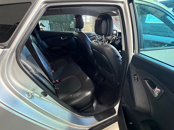Hyundai ix35 7 of 14