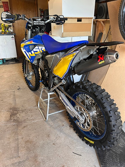 Husaberg FE 390 4 of 4