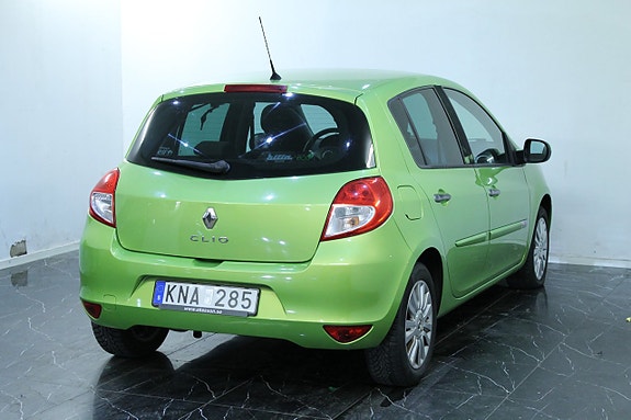 Renault Clio 6 of 9