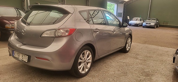 Mazda 3 5 of 5