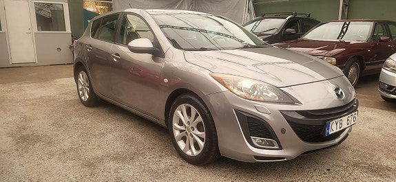 Mazda 3 3 of 5