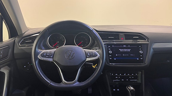 Volkswagen Tiguan 6 of 6