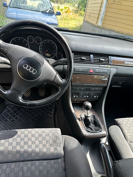 Audi A6 7 of 8