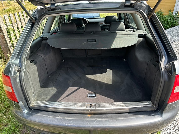 Audi A6 6 of 8