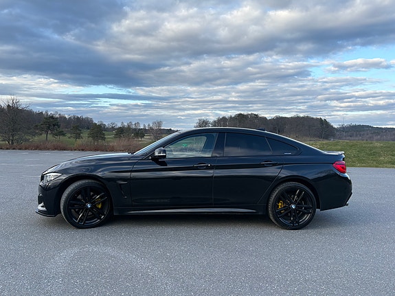 BMW 430i 3 of 5