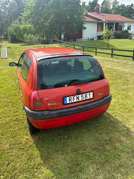 Renault Clio 4 of 5