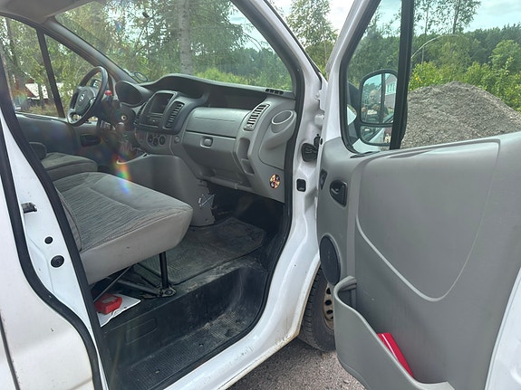 Nissan Primastar 5 of 5
