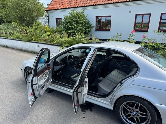 BMW 540i 6 of 6