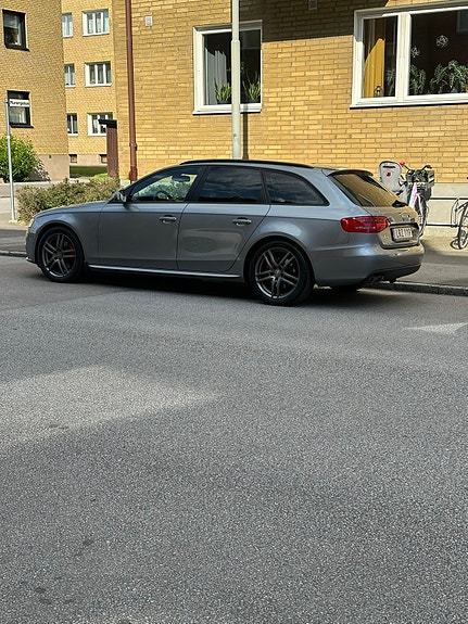 Audi A4 5 of 5