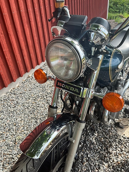 Honda CB 750 C RC06 4 of 5
