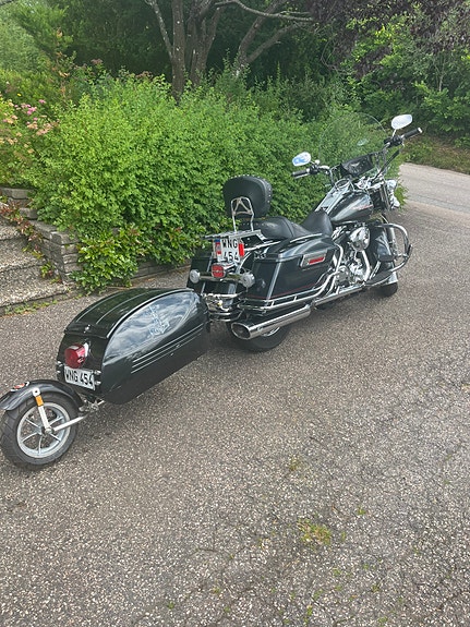 Harley-Davidson Road King FLHRI 2 of 5