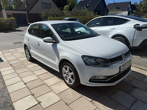 Volkswagen Polo 2 of 7