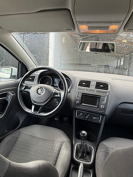 Volkswagen Polo 7 of 7