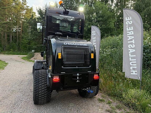 D'MACHINE 1150 – Kompakt hjullastare med hög lyftkapacitet 3 of 9
